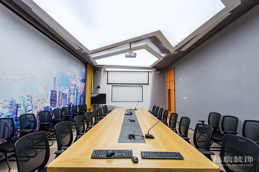 華強(qiáng)方特設(shè)計院辦公室裝修效果圖