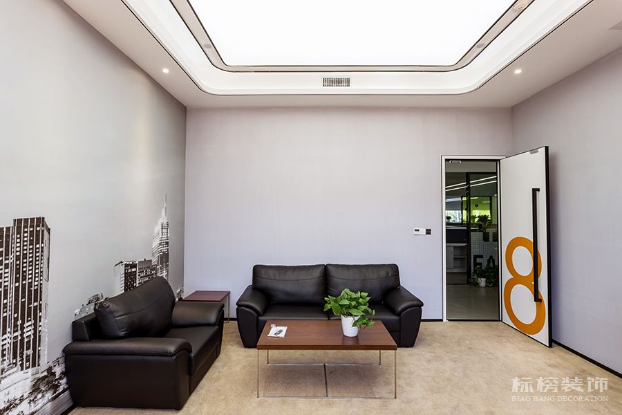 華強(qiáng)方特設(shè)計院辦公室裝修效果圖12